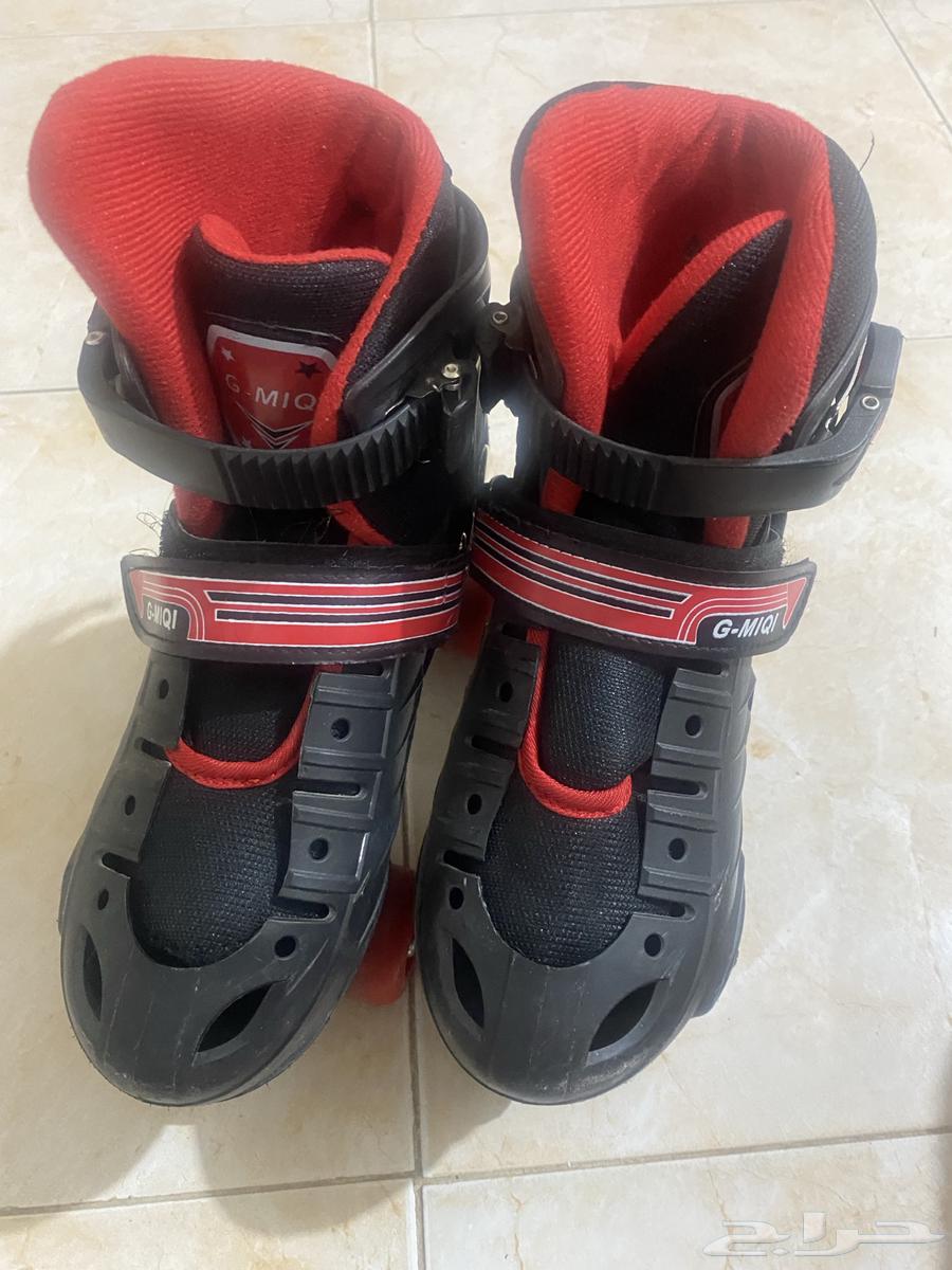 Skates64150024340353111