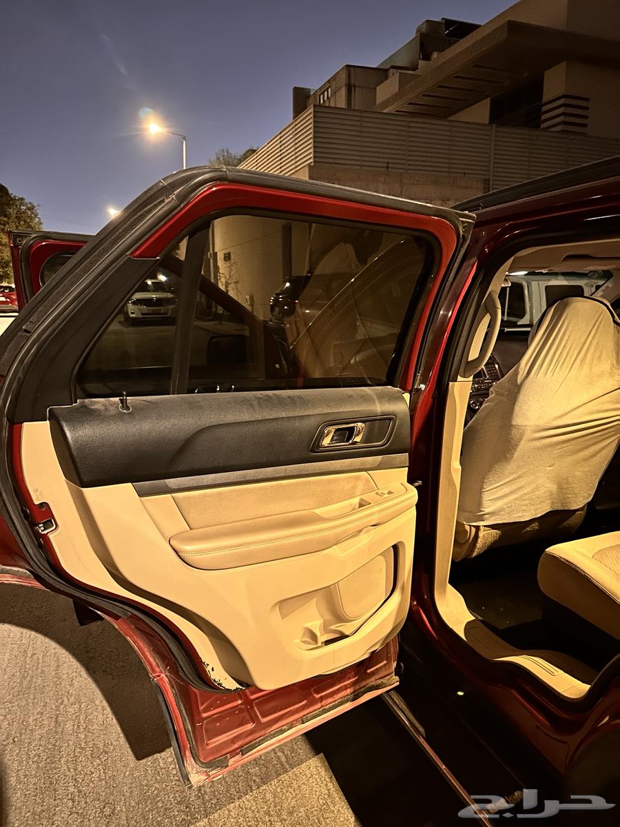 فورد اكسبلورر 2017 احمر ستاندر مالك ثاني للبيع64385147366403111