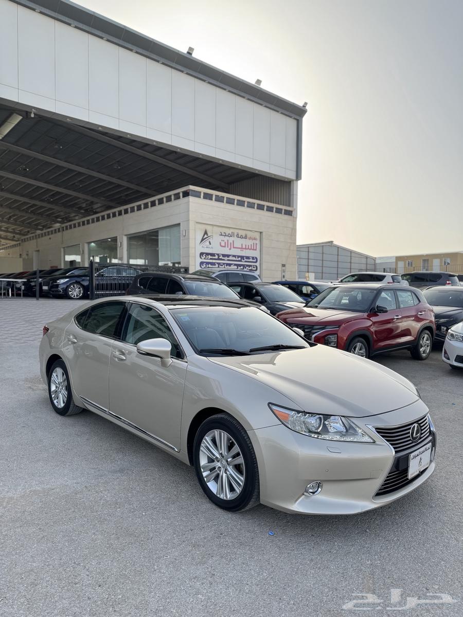 للبيع لكزس 2015 - CC ES350  مخزن ممشى قليل جدا64383039328770111