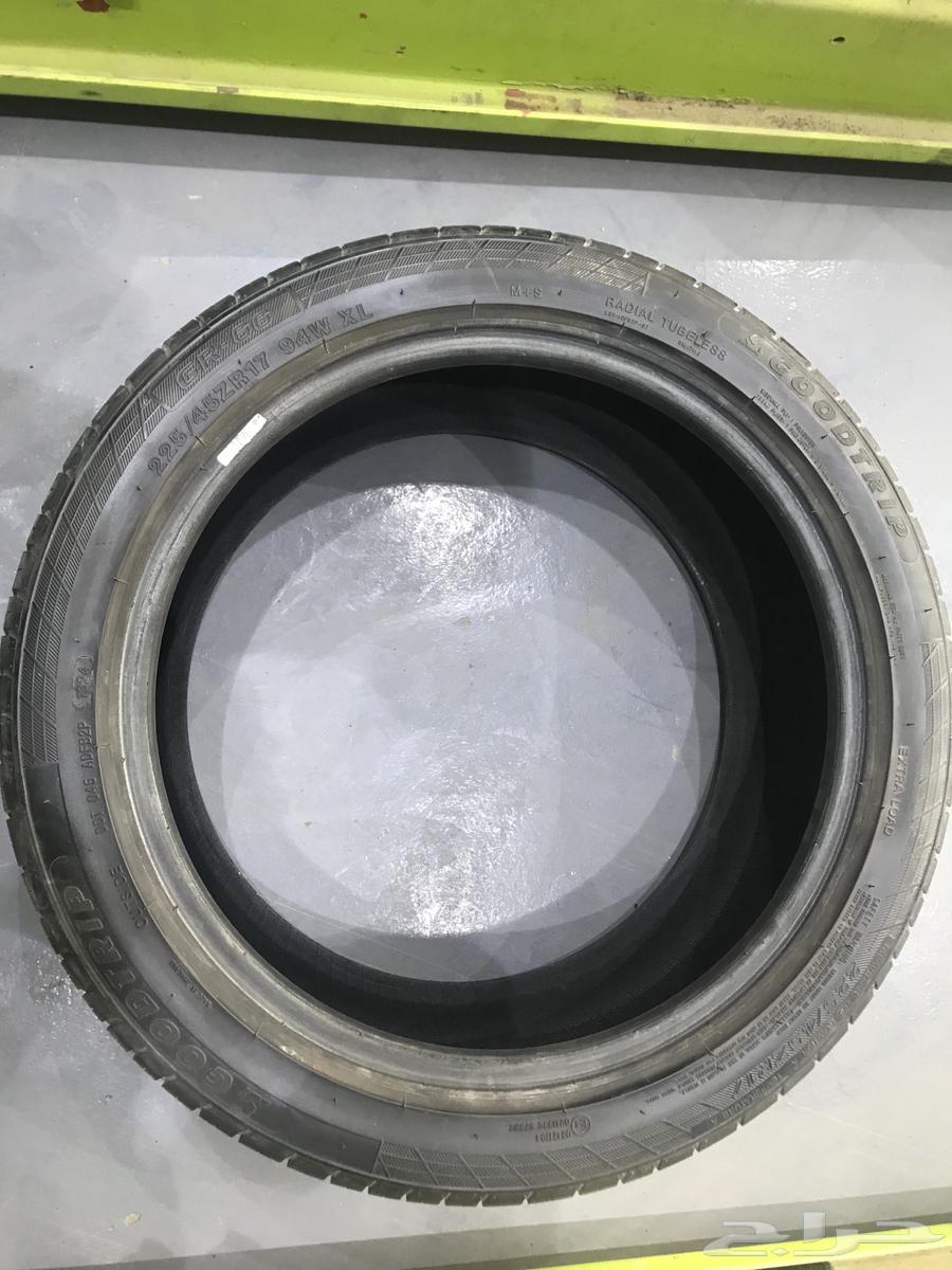 Clean used tires64383039283330111