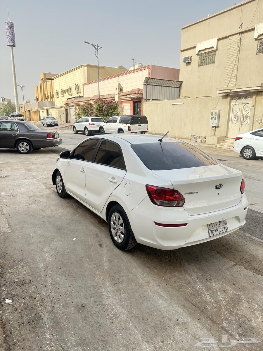 كيا (بيقاس)64380492225154111