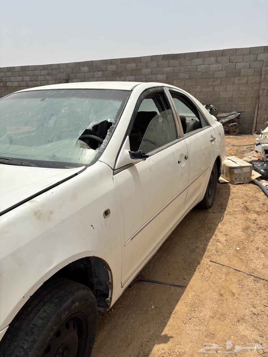 كامري 2003 بيع تشليح قطع ولا كامله للبيع64378105399426111