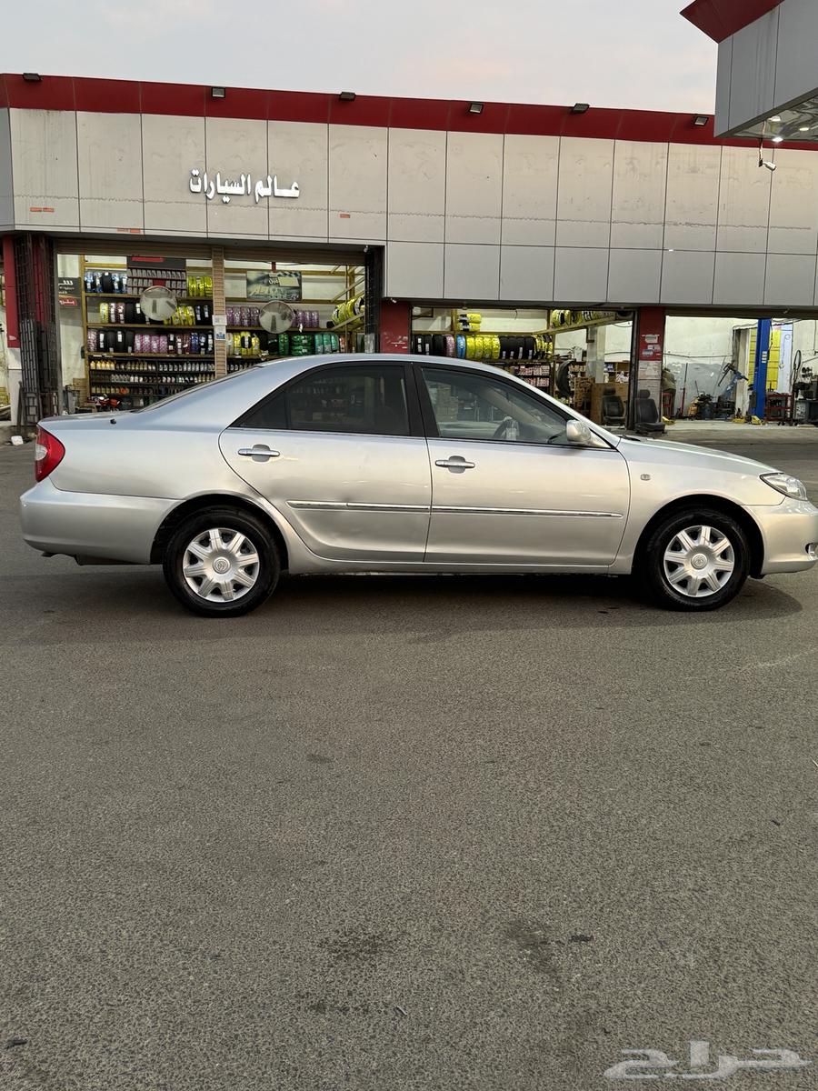 للبيع كامري 2004 مفحوص و مجدد لوحه مميزه64383927250306114