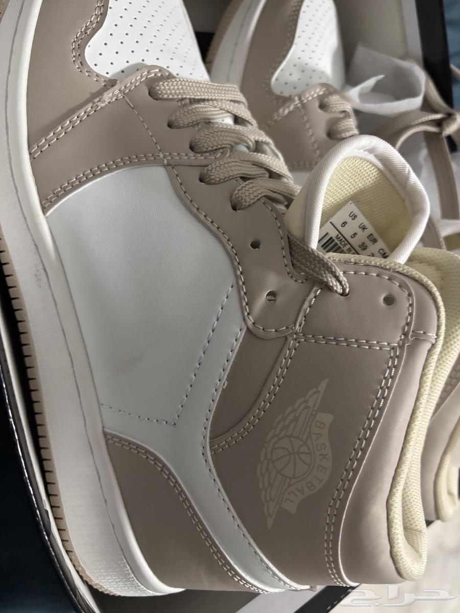 حذاء جديد غير مستخدم من ماركة64165919181827111