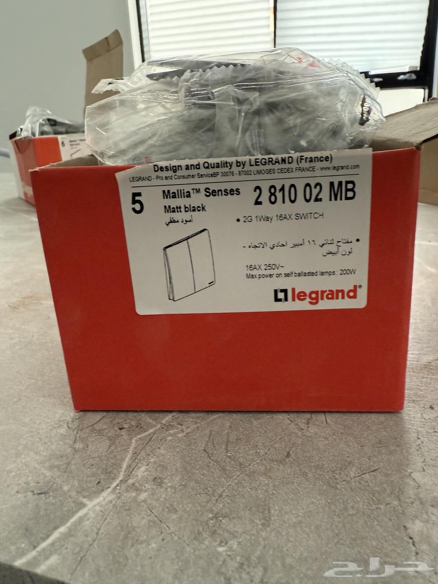 Legrand Switches and Sockets64384883481347111