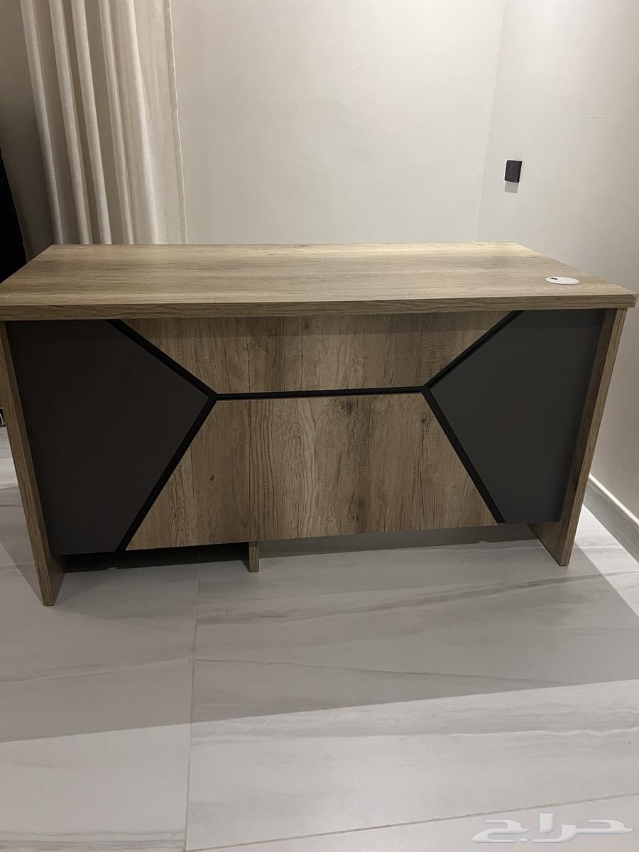 Office Desk and Treadmill (Ghazaleh)64170567982083110
