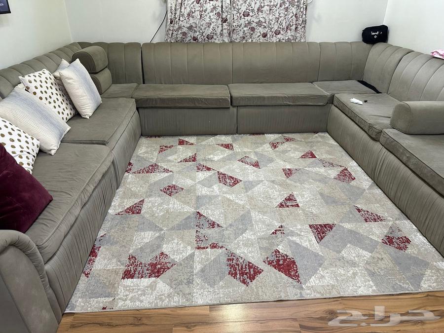 كنب مستعمل مع فرشة وستارة للبيع64173238949123111