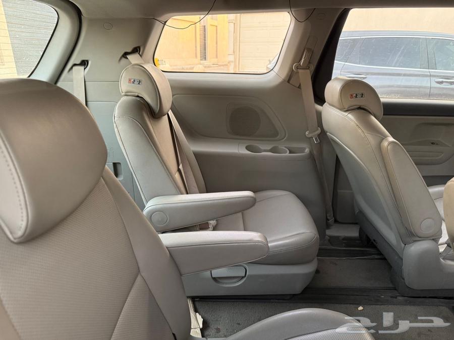 فان كيا كارنفال ديزل (2017)64379559013123111