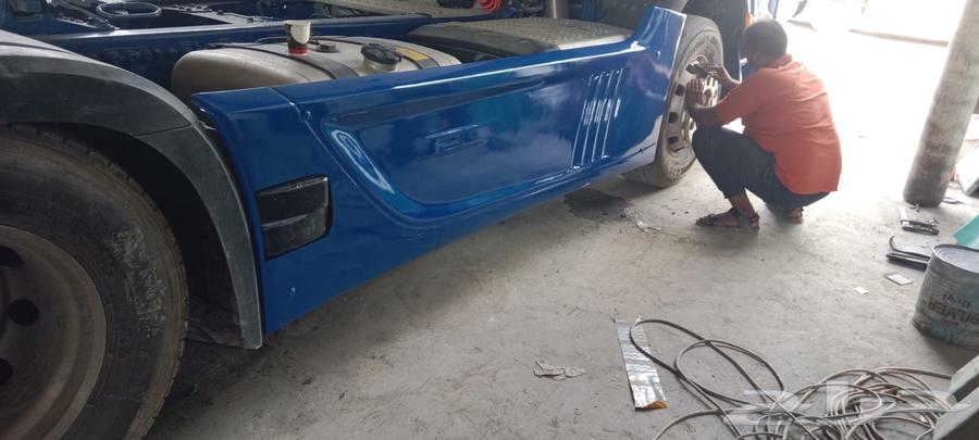 حواجز آمنيه لوقود الشاحنات64384925124611113