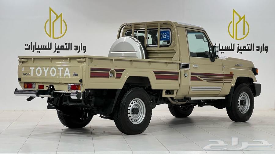 تويوتا شاص V6.2025فل كامل سلق بريمي بنزين قير عادى 40عام64379457651459113