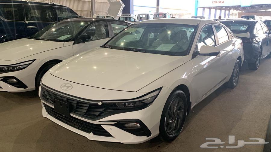 Hyundai Elantra Smart and Smart Plus 202564379239103746112