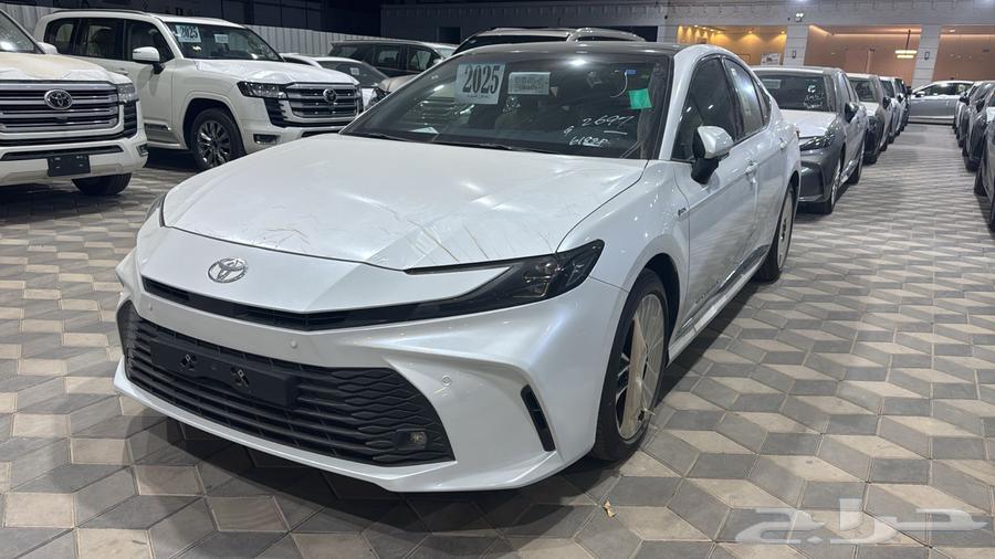 كامري 2025 LE هايبرد عبداللطيف جميل64383663977473110