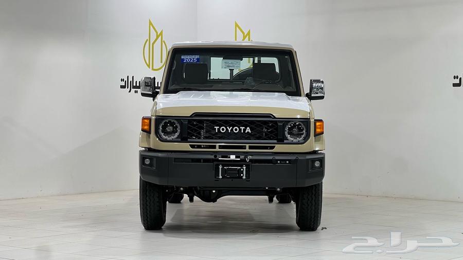 تويوتا شاص V6.2025فل كامل سلق بريمي بنزين قير عادى 40عام64379457651459112