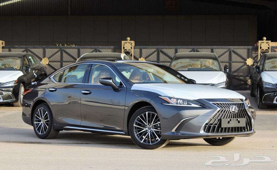 لكزس - ES250 لاكجيري - 2025 - نص فل - خليجي64379267948290111