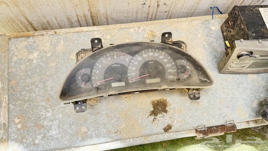 قطع غيار كامري وهايلكس64374038951938111