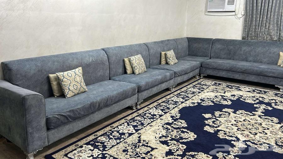 كنب وسجاد للبيع64164006380163114