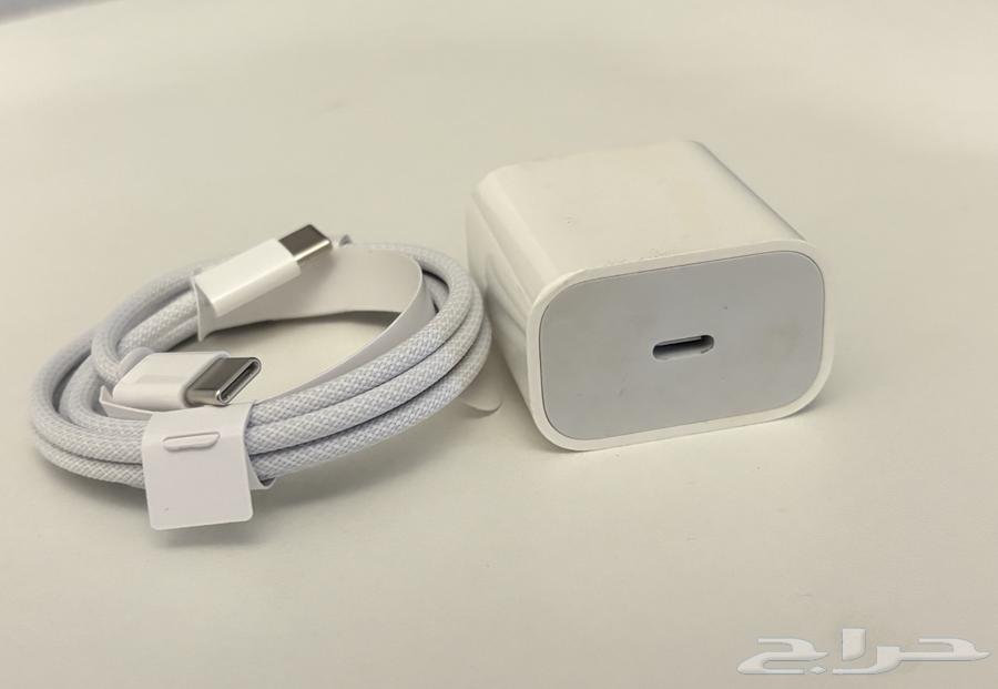 New Apple Type-C Charger with Plug in Excellent Condition64154798762499112