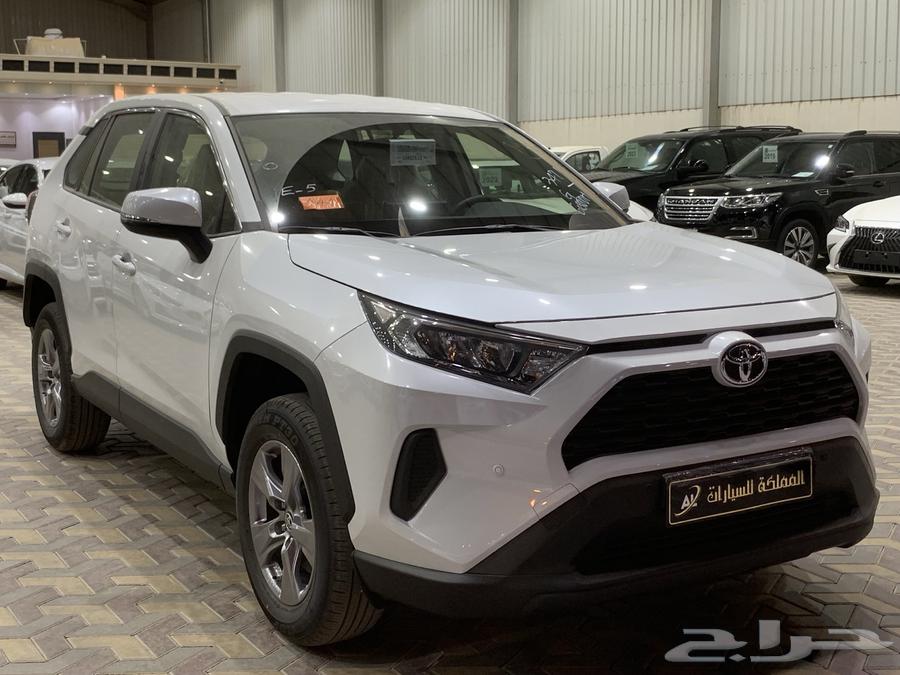تويوتا راف فور LE بنزين دفع رباعي 202564376674825731112