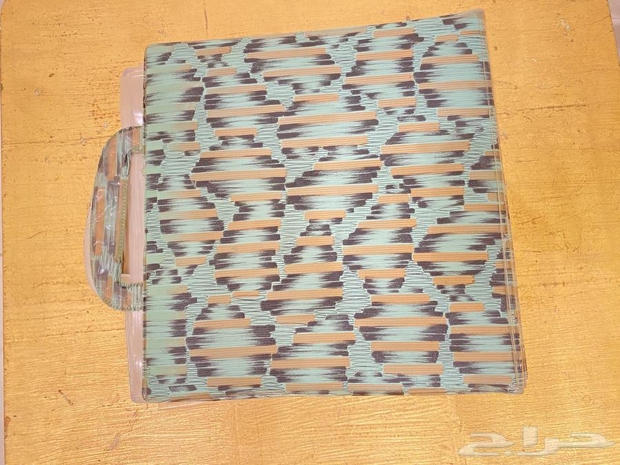 اسطوانات أغاني بلاستيك قديمة64169875276930110