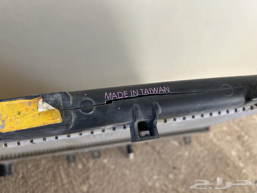 أديتر هوندا اكورد 2013 فيه كسر في الجلد الي فوق موضح في الص64376436385922110