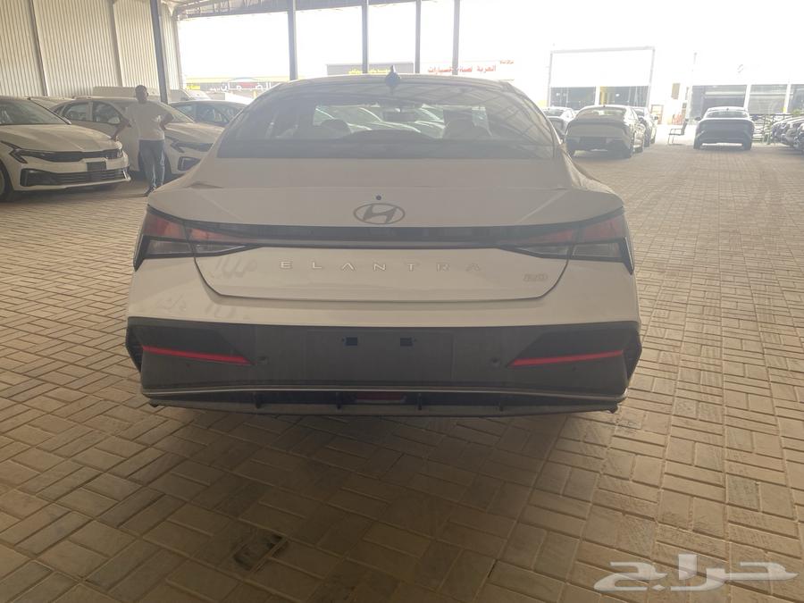 هيونداي النترا64381232765826113