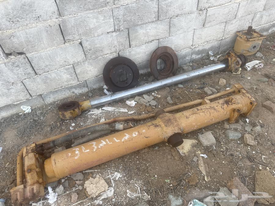 قطع هيدروليك لمعدات ثقيلة64383317081090110