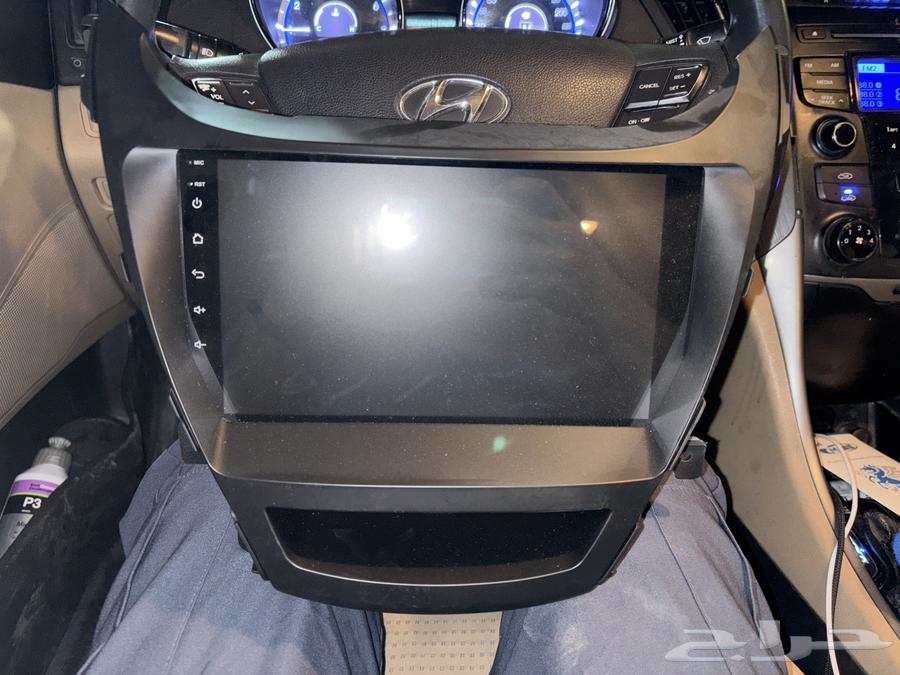 شاشة هيونداي النترا64385063239042110