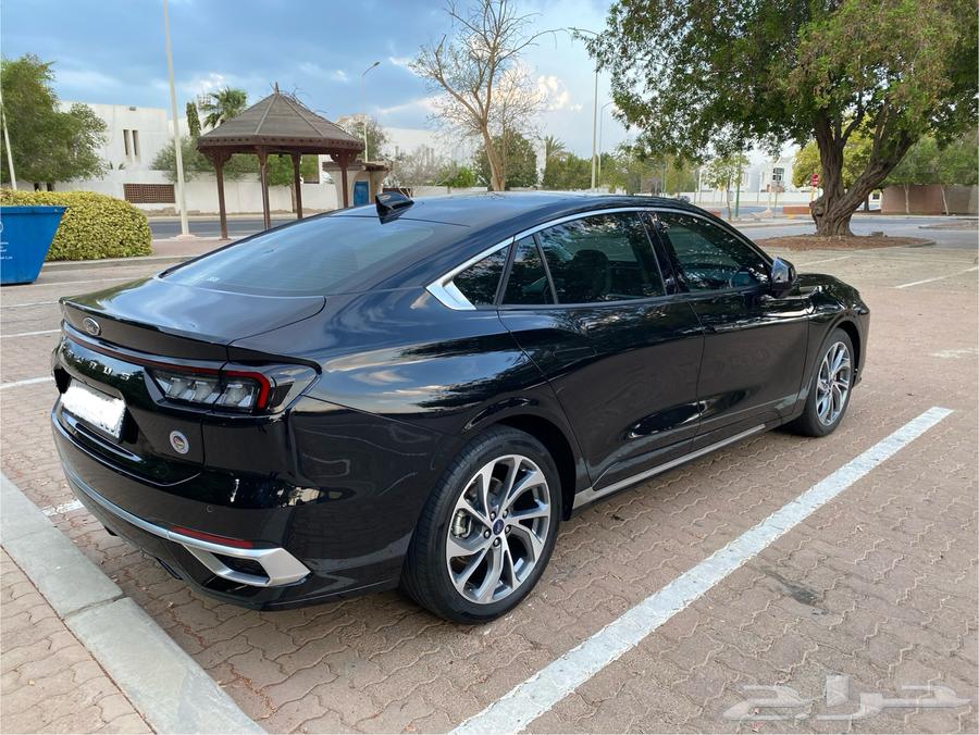 2023 فورد توروس تيتانيوم فل كامل64382251943681114
