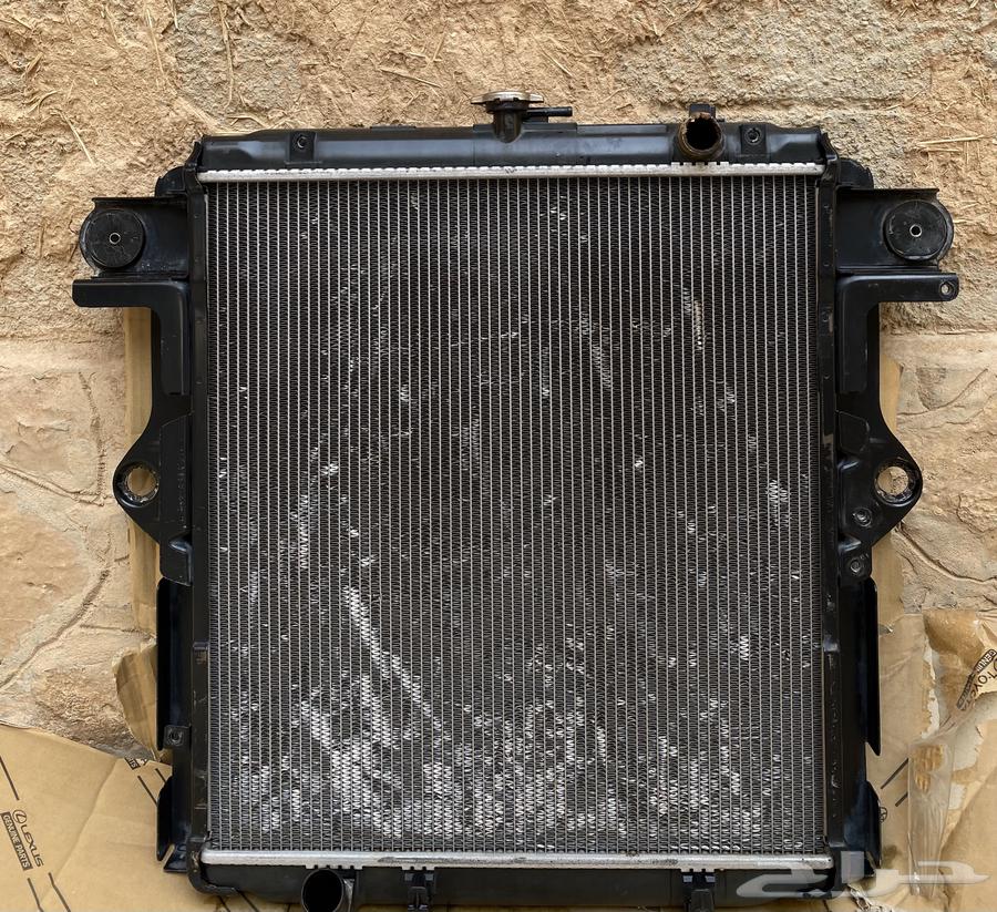 رديتر ربع وشاص اصلي وكاله من 2010 وفوق64383885147394112