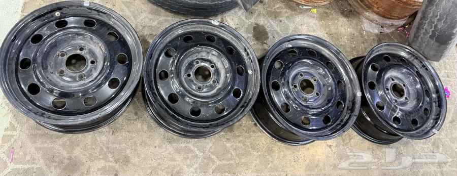 للبيع فورد جنوط بوليسي مع اكواب64381767624961112