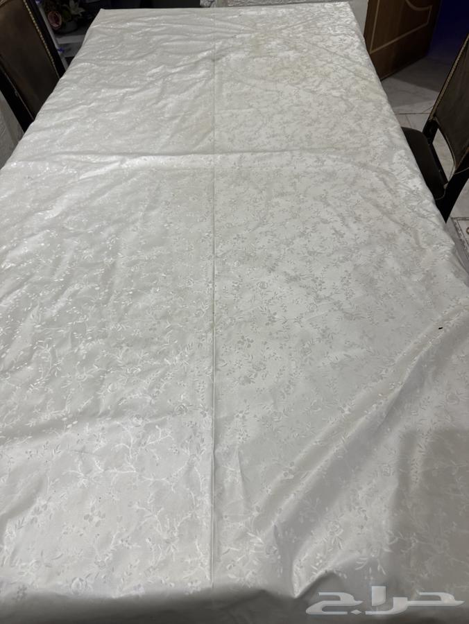 Dining table with chairs64171749910914113