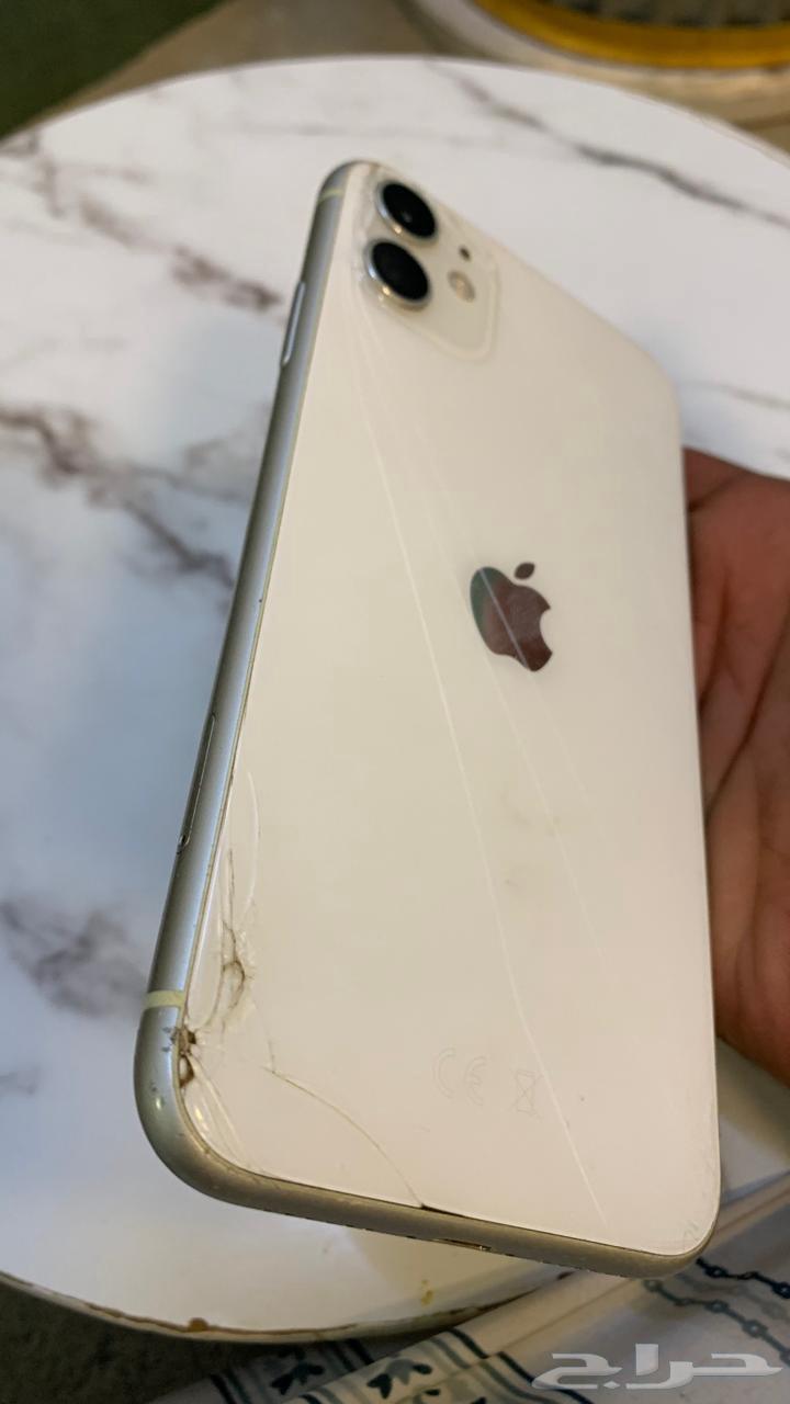 ايفون 11 مساحه 12864173848385667112