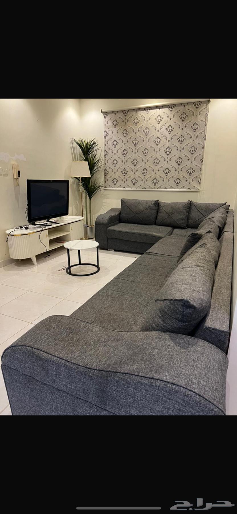 كنب امريكي   طاولة تلفزيون للبيع64147537072002110