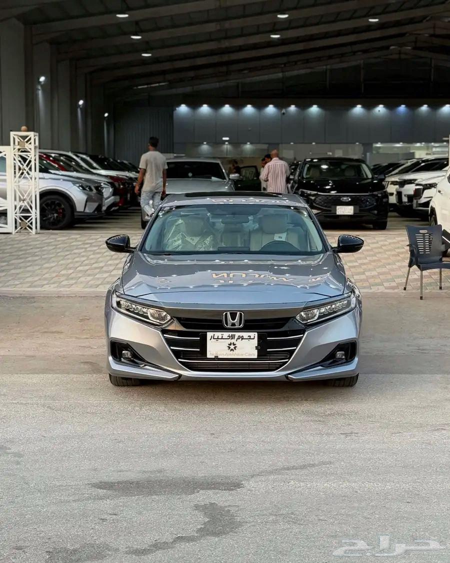 هوندا اكورد 2022 - نص فل SPORT عداد 54 الف كيلو فقط64383247848321110
