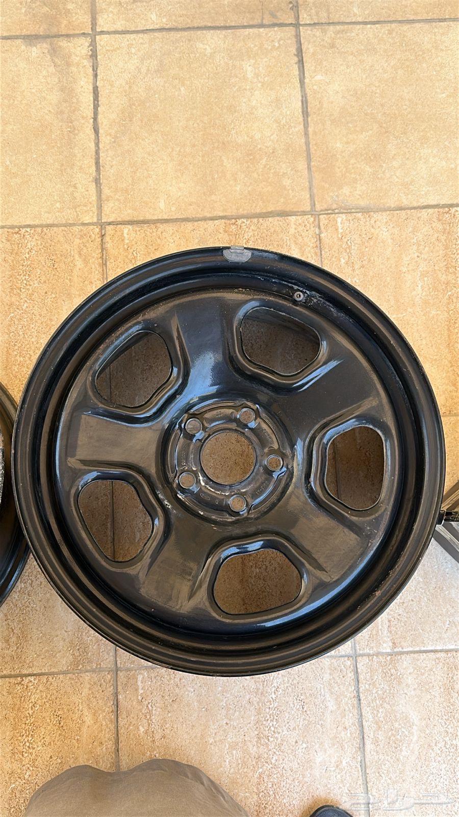 جنوط بوليسيه وكاله مع الختم المسامير وكاله والأكواب وكاله64384855585795114