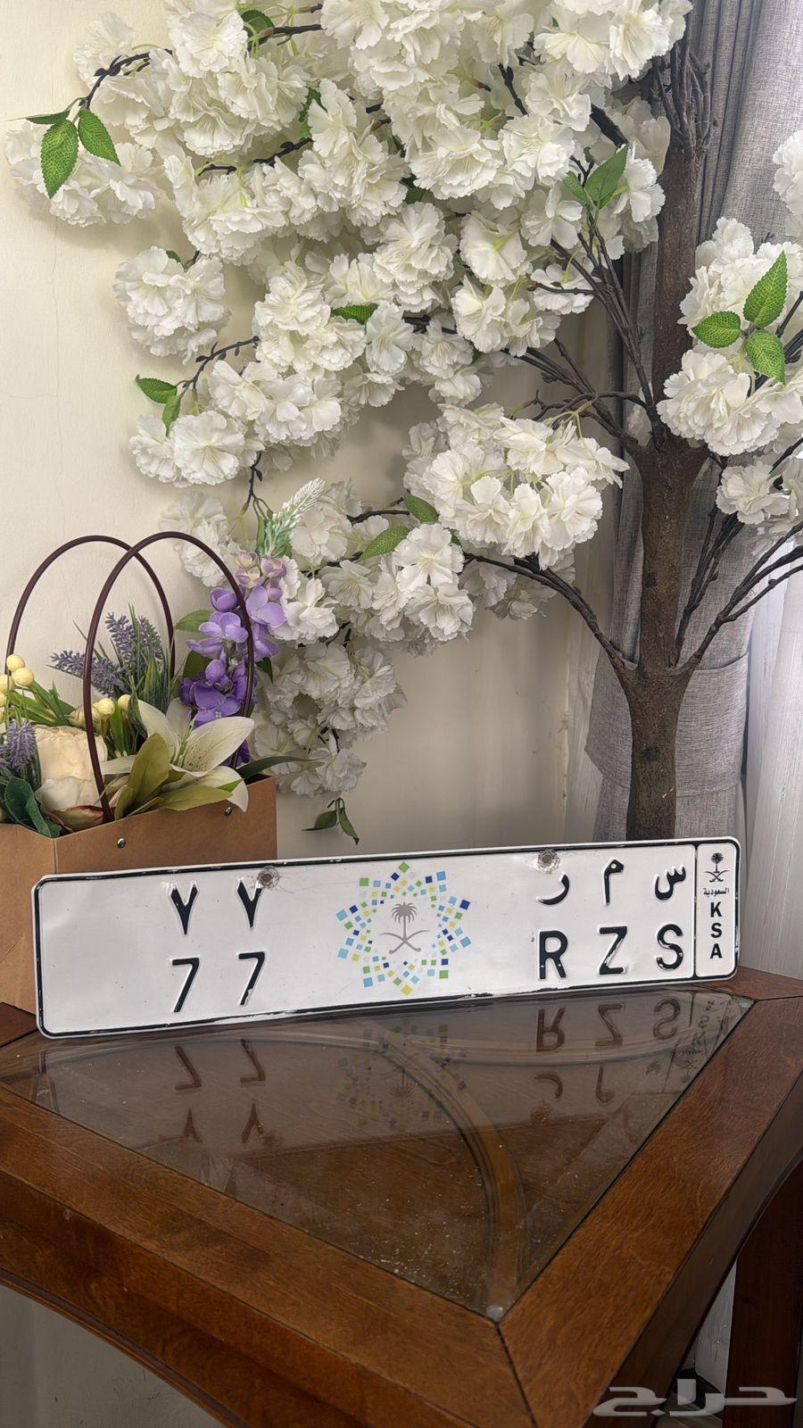 لوحه مميزه64380847044994110