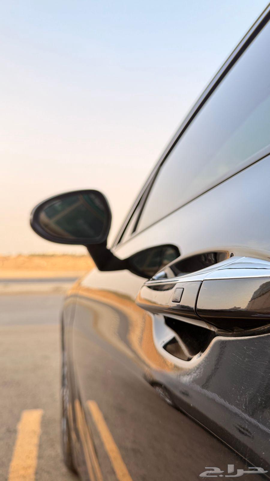 تم البيع64380340175618114