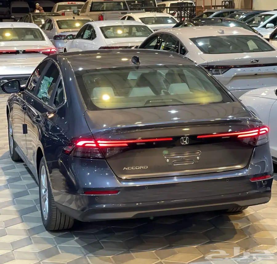 هوندا اكورد نص فل64379873956609111