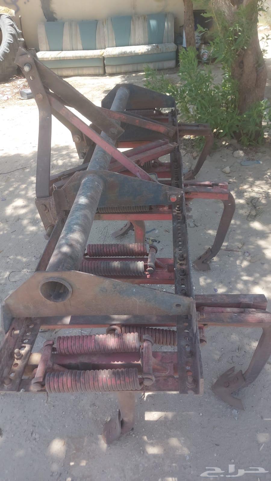 Clean nine-tooth comb64383580604417111