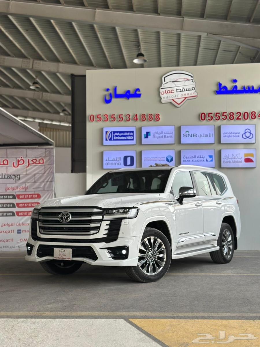 تويوتا لاند كروزر 2022 فل كامل64380764900994113