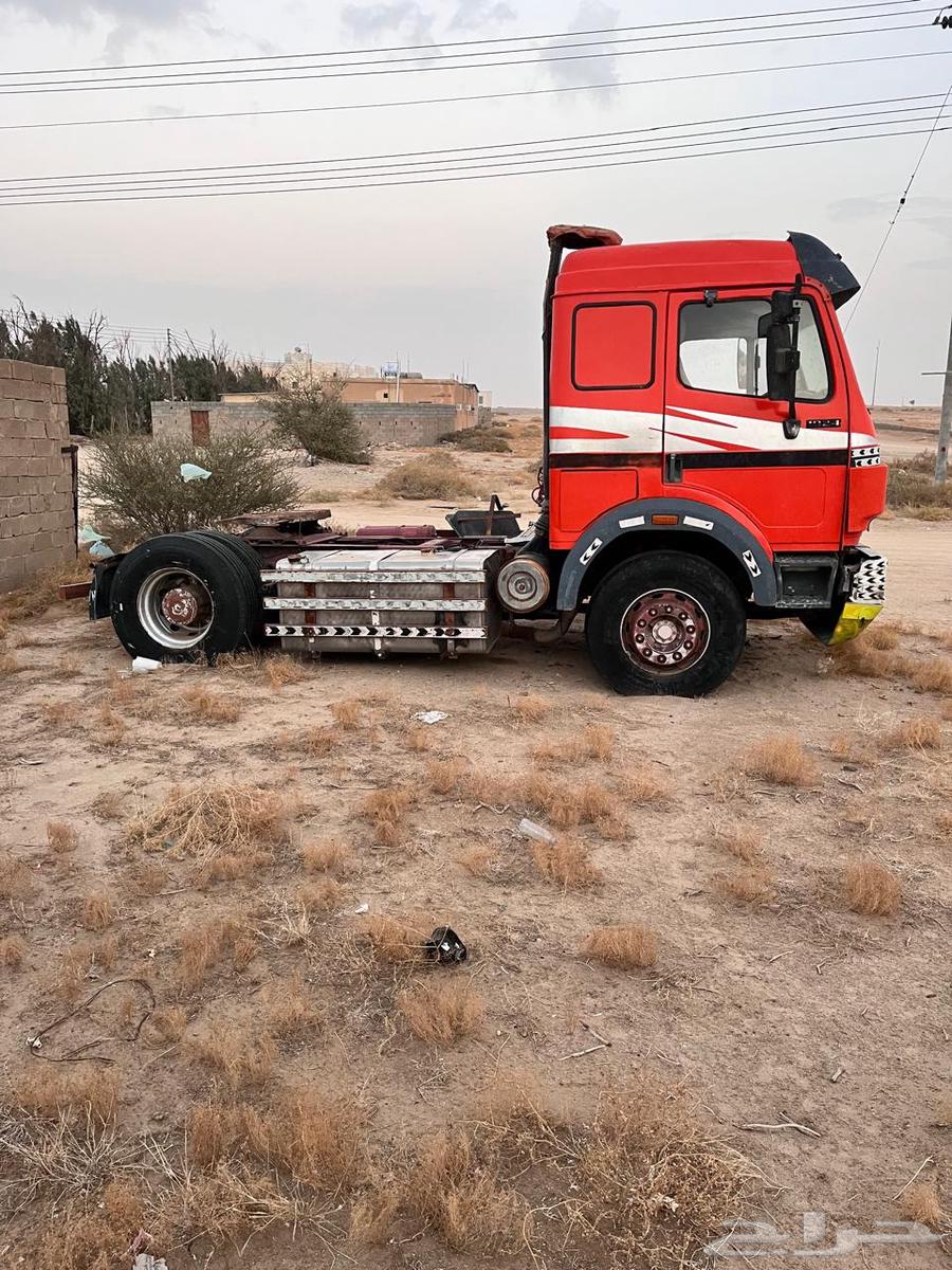 للبيع رأس تريلة البي مرسيدس 1993.   193564383511684737111