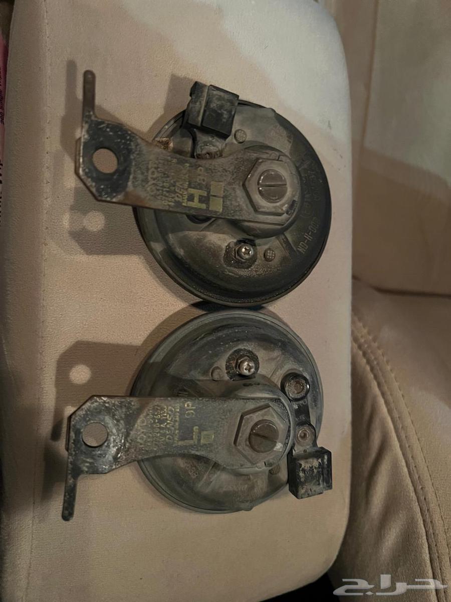 بوري لكزس ختم اصفر اصلي64382003539586111