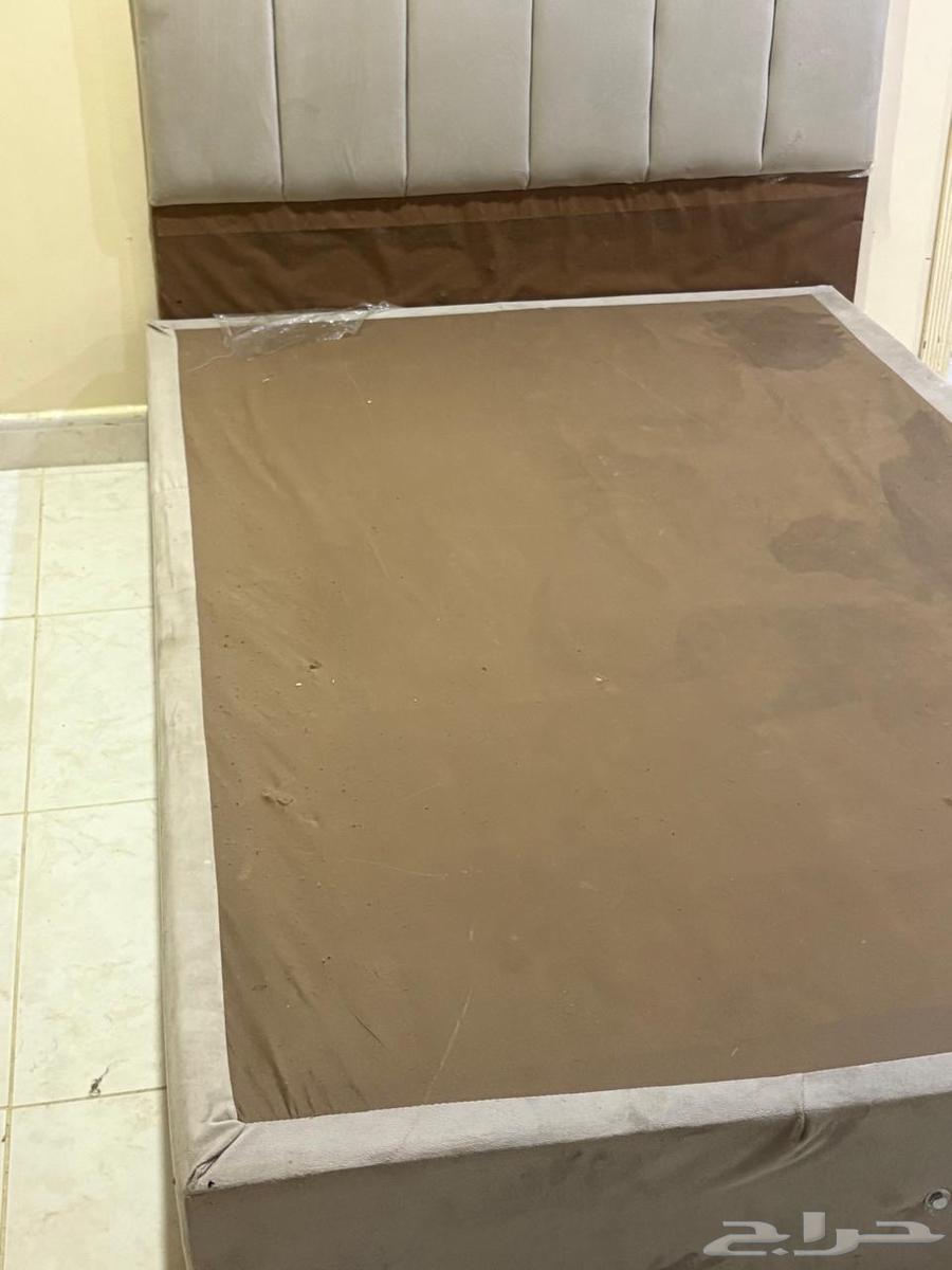 سرير للبيع64174314594818111