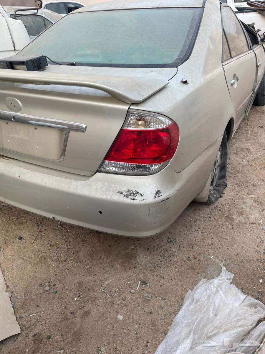 كامري 2006 مصدومه لبيع البيع لاعلى سومه64374495264130111