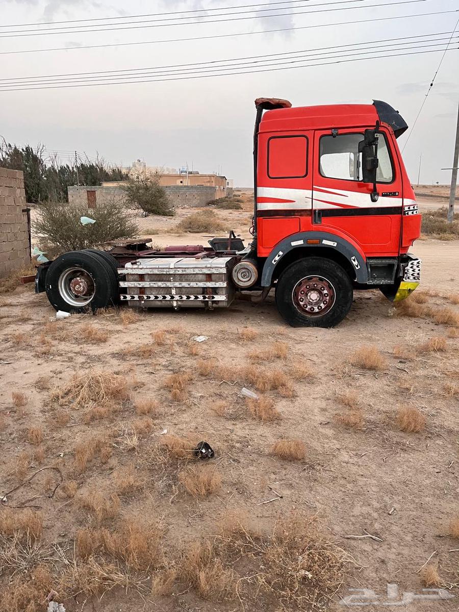 للبيع رأس تريلة البي مرسيدس 1993.   193564383511684737112