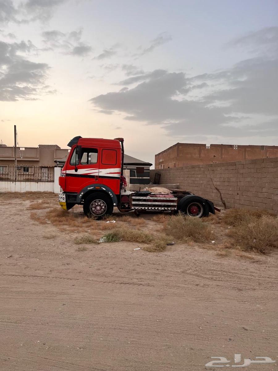 للبيع رأس تريلة البي مرسيدس 1993.   193564383511684737114