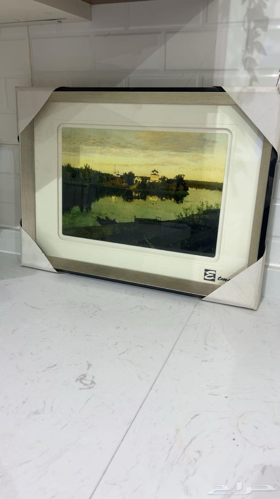 لوحة صور نادره64387843430017110