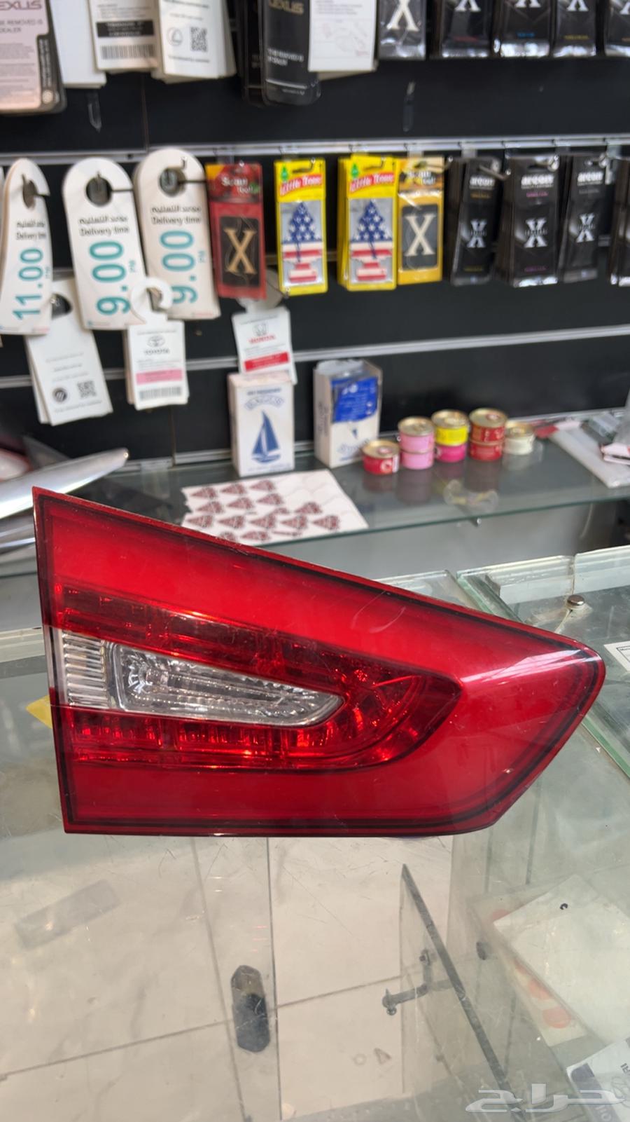 اسطب كدينزا 2015يمين اصلي وكاله64389584802817110