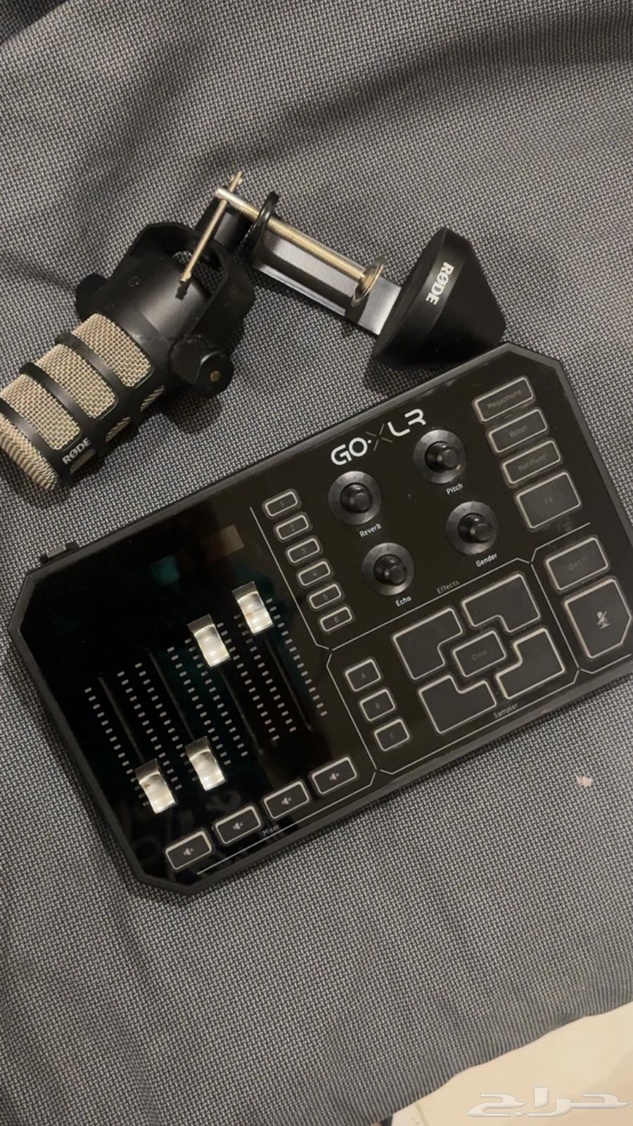 GoXLR mixer with Rode microphone and stand with all their accessories64193224720515111