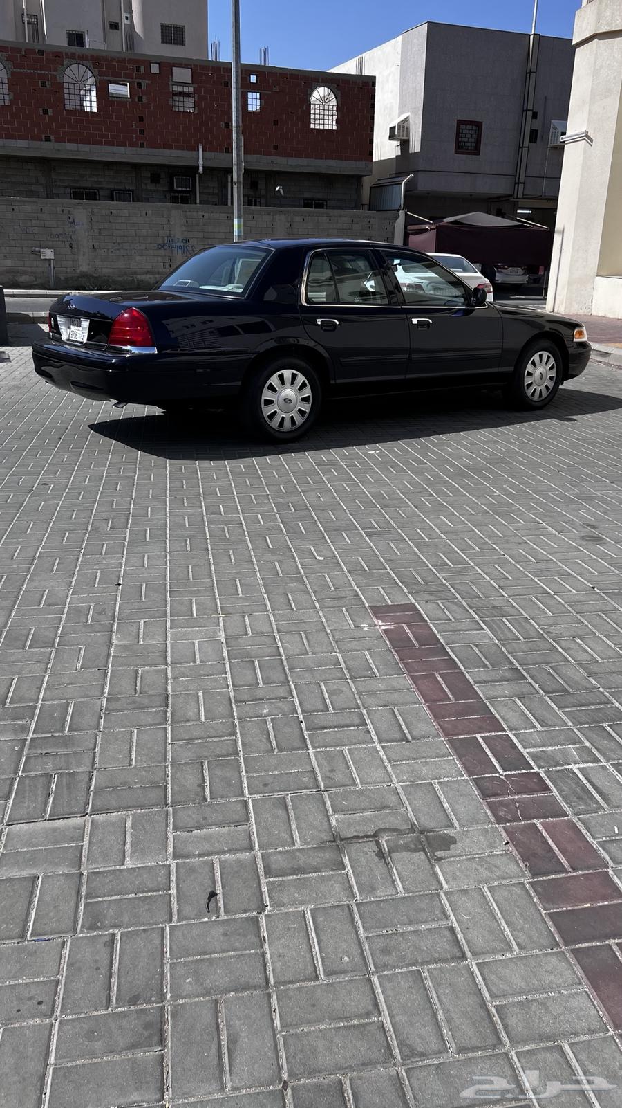 فورد 2011 فكتوريا استندر مدني كحلي64420769222531111